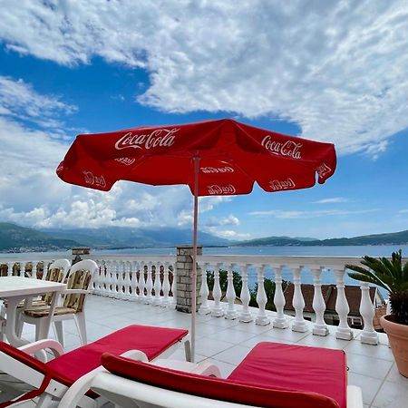 Family House With Pool & Sea View Aparthotel Bijela Ngoại thất bức ảnh