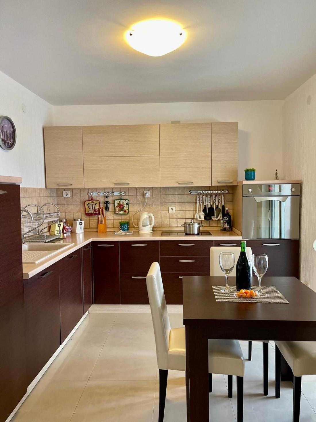 Family House With Pool & Sea View Aparthotel Bijela Ngoại thất bức ảnh