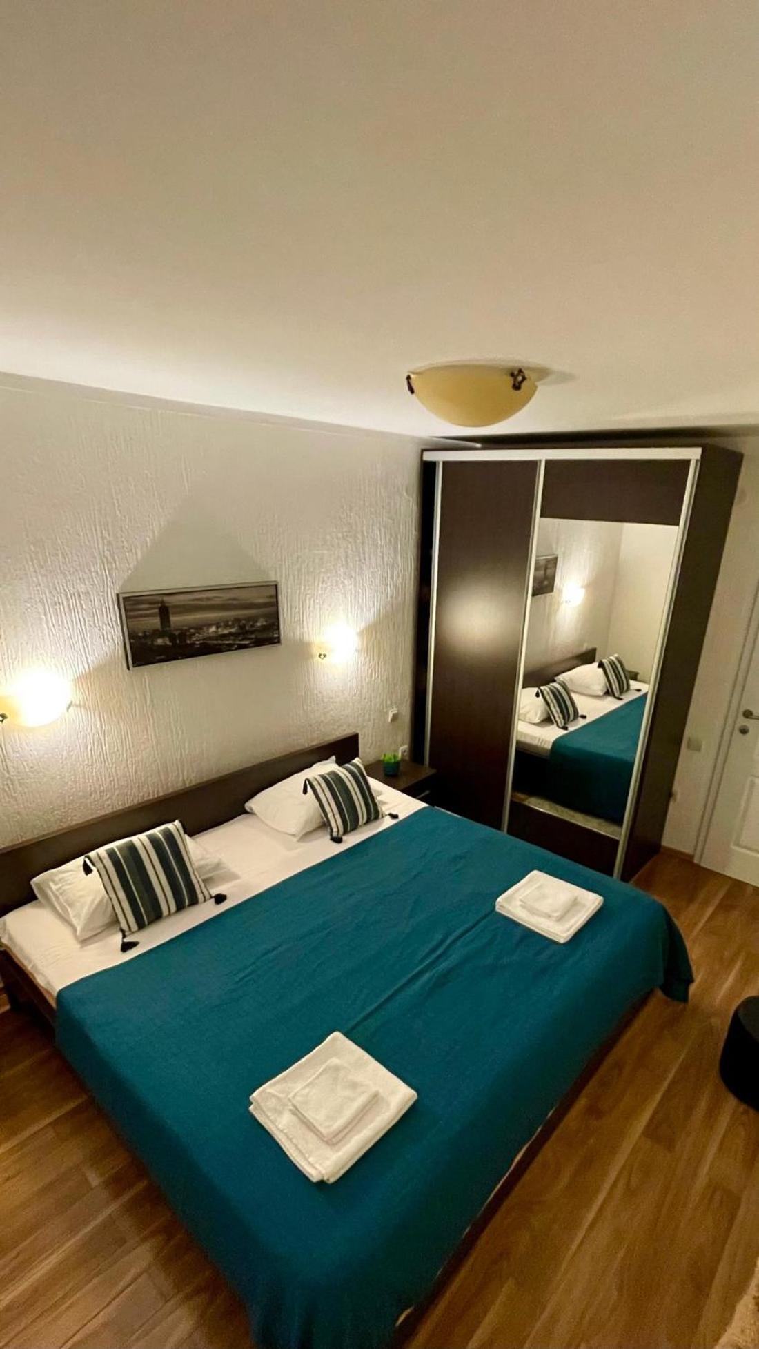 Family House With Pool & Sea View Aparthotel Bijela Ngoại thất bức ảnh